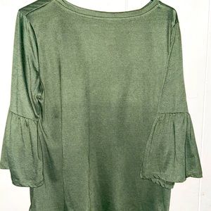 Green casual shirt